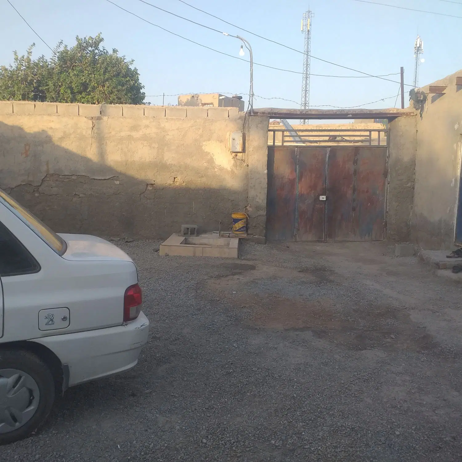 اجاره دو باب منزل مسکونی ایرانشهر خیابان کارگر۳۳