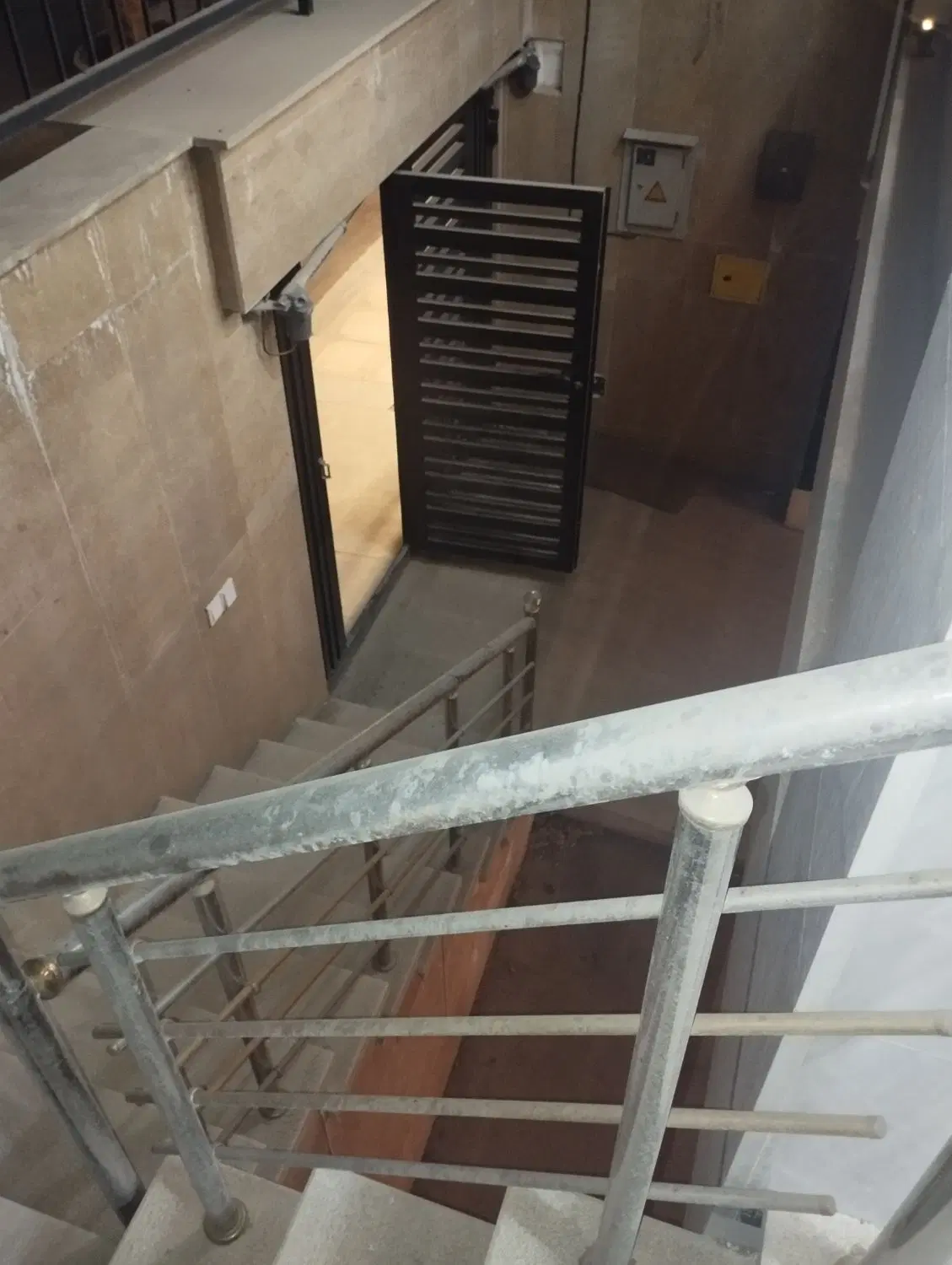 ویلایی ۱۷۰متر ی۳خواب ۲۶_۵۰۰م