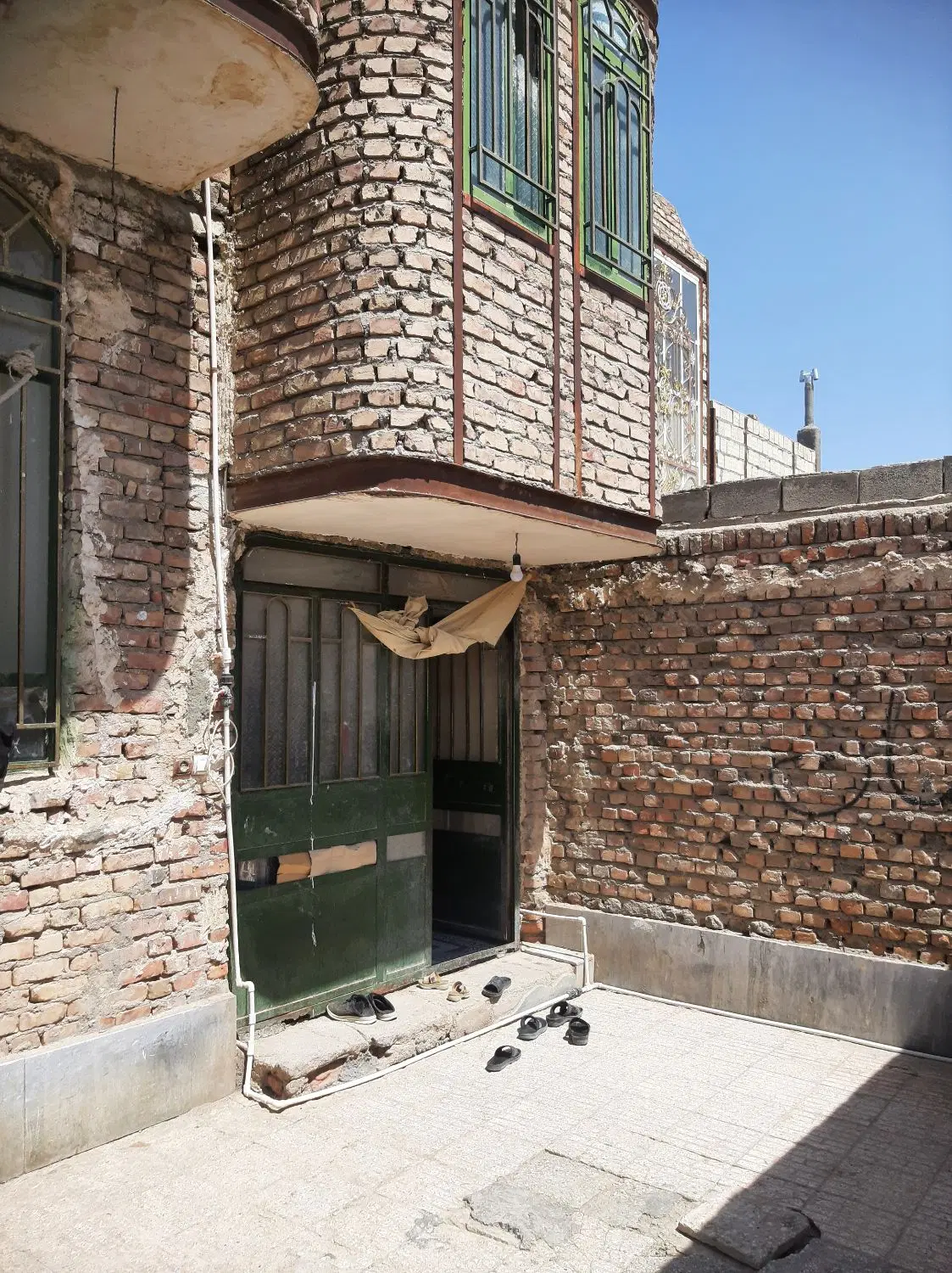 منزل باقری ۸۵