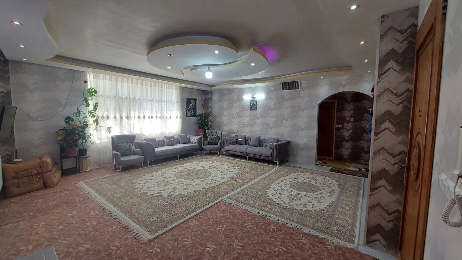 منزل مسکونی طبقه اول دو خواب
