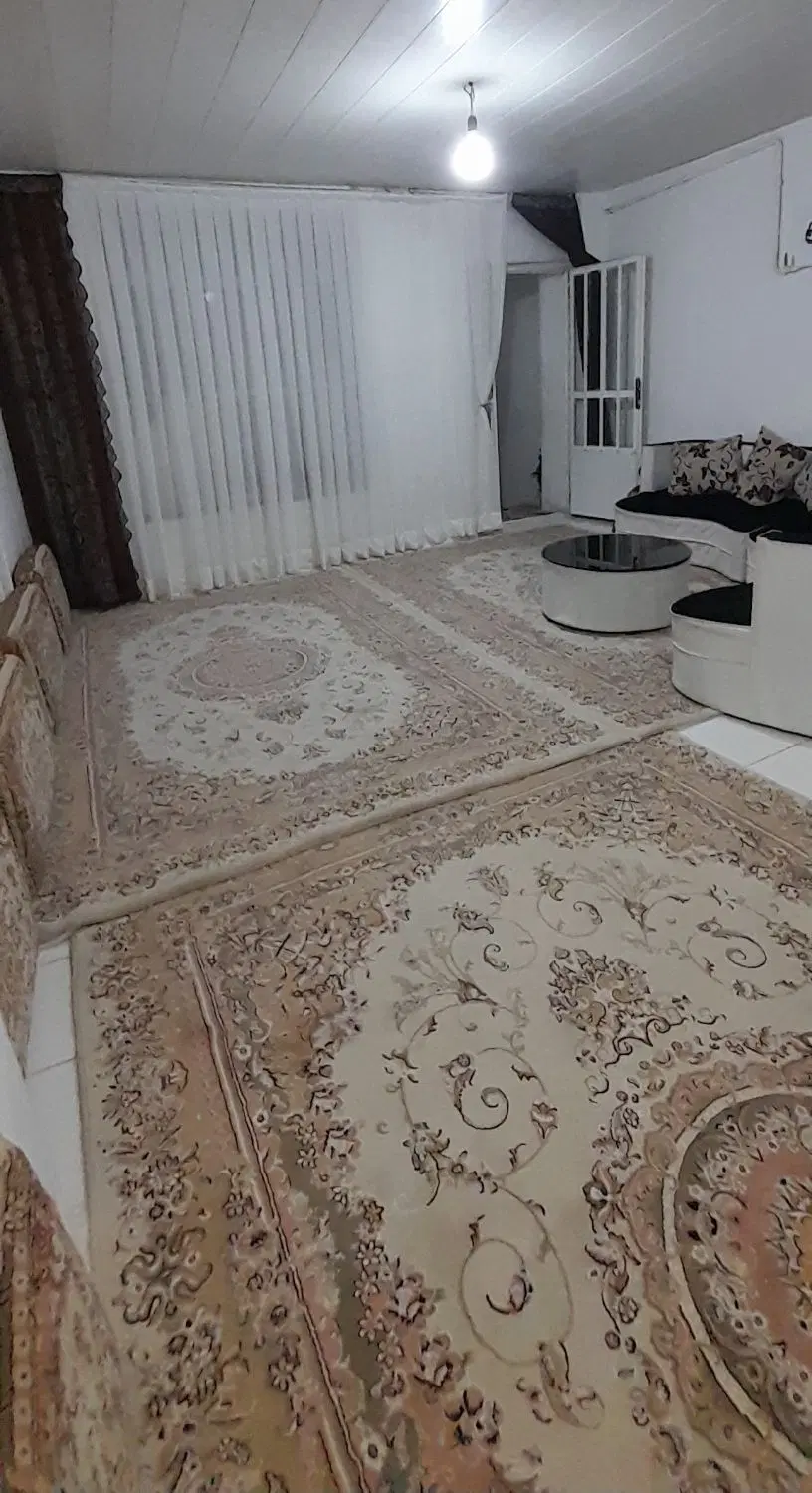 ((خانه ۶۰ متری))