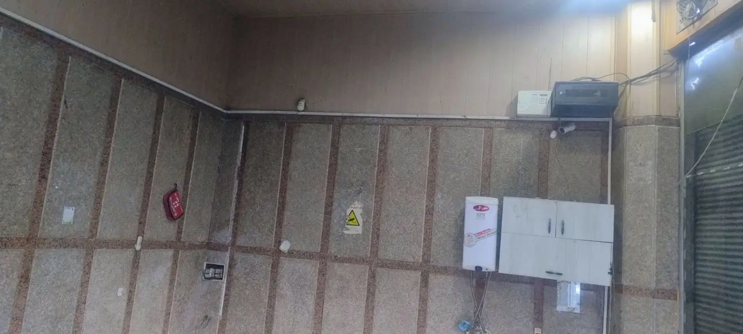 مغازه ۳نبش سه راهی