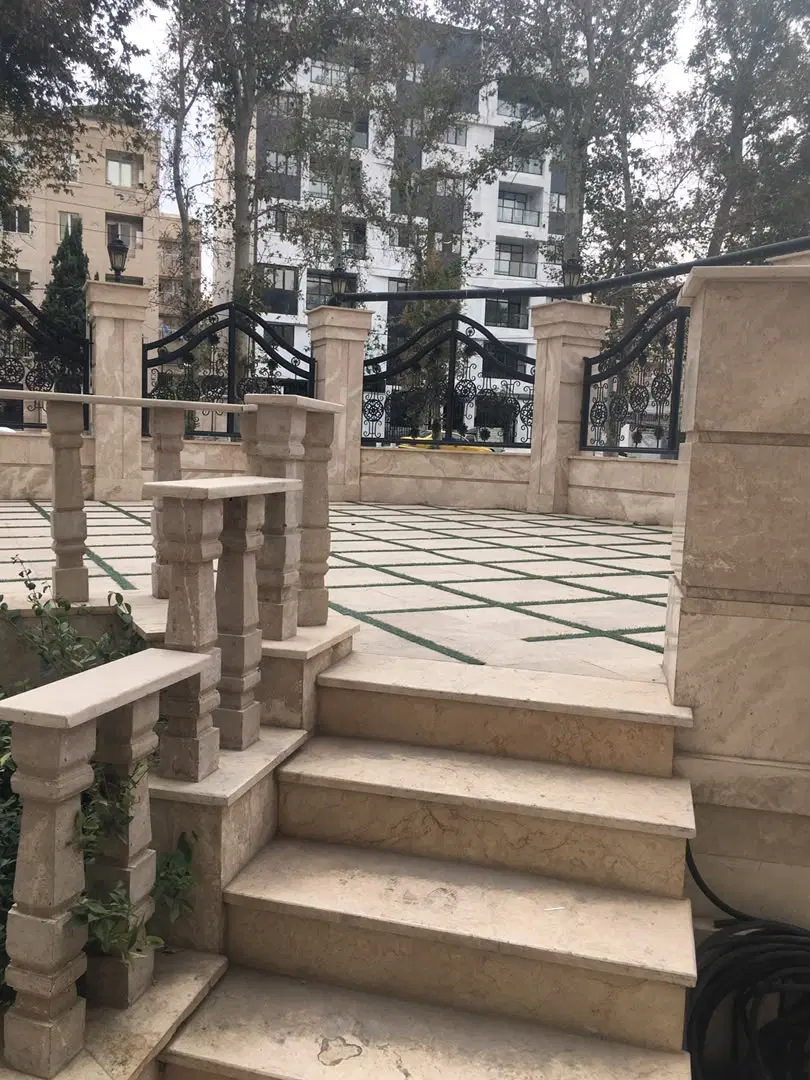 ۱۴۸متری۳خواب ماهان پارک نورگیر کلیداول(املاک عادل)