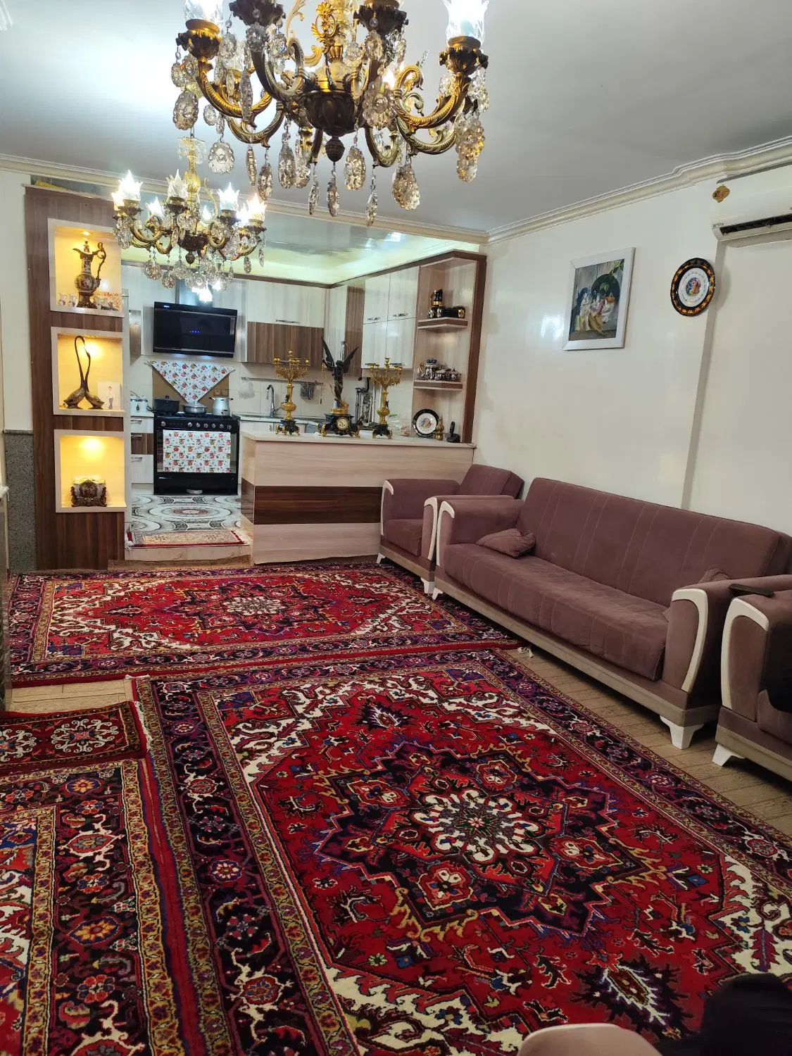 آپارتمان فروشی ۱۰۰ متری در آخر عباسی