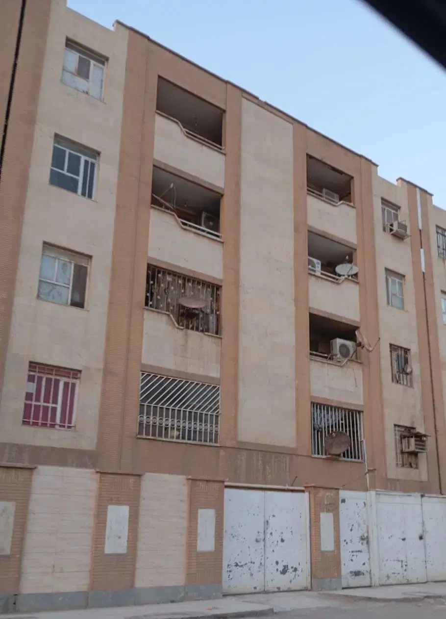 فروش اپارتمان دوخوابه ۸۰ متر اخرسفالت