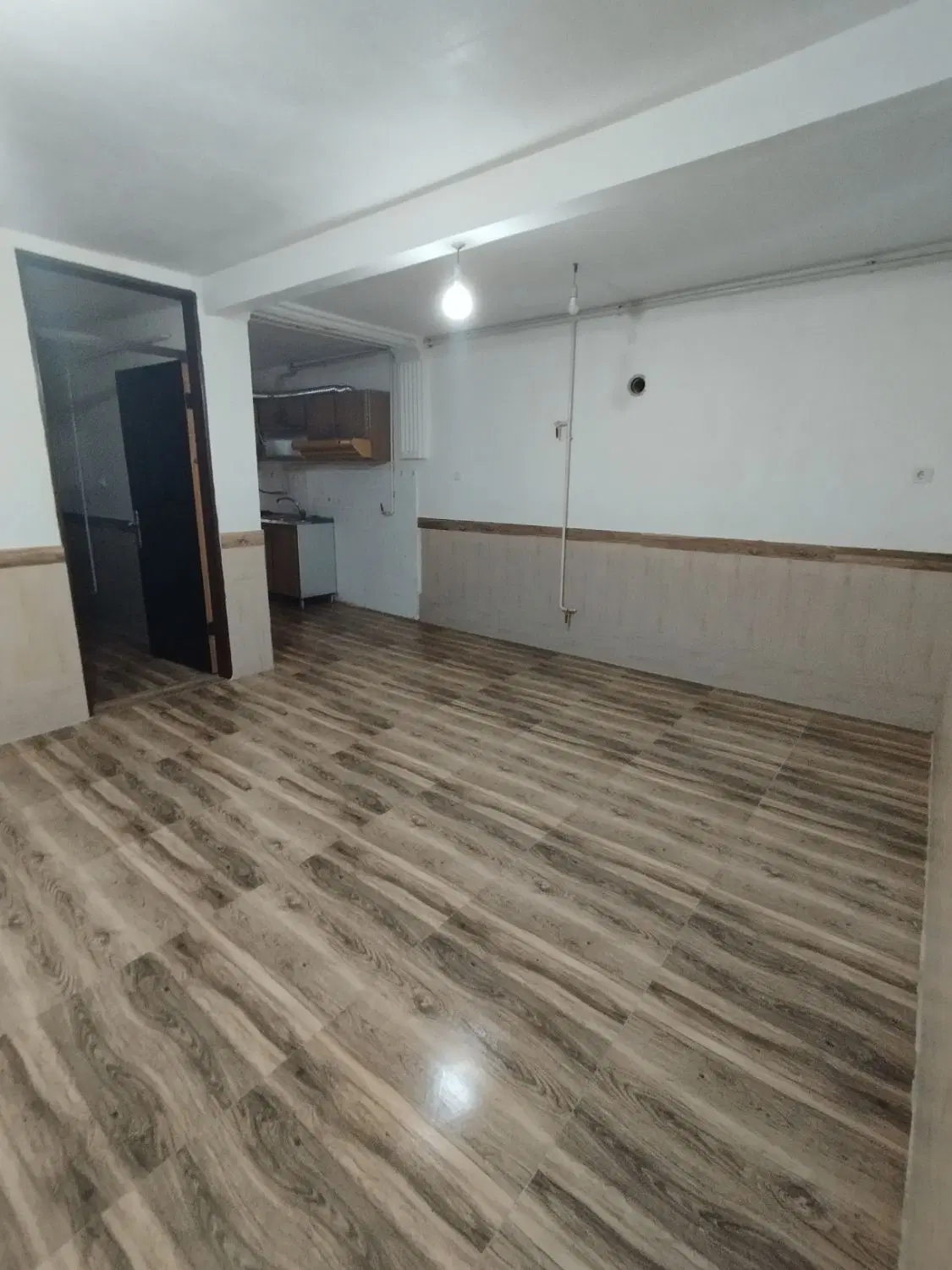 طبقه همکف 60متری در جماران