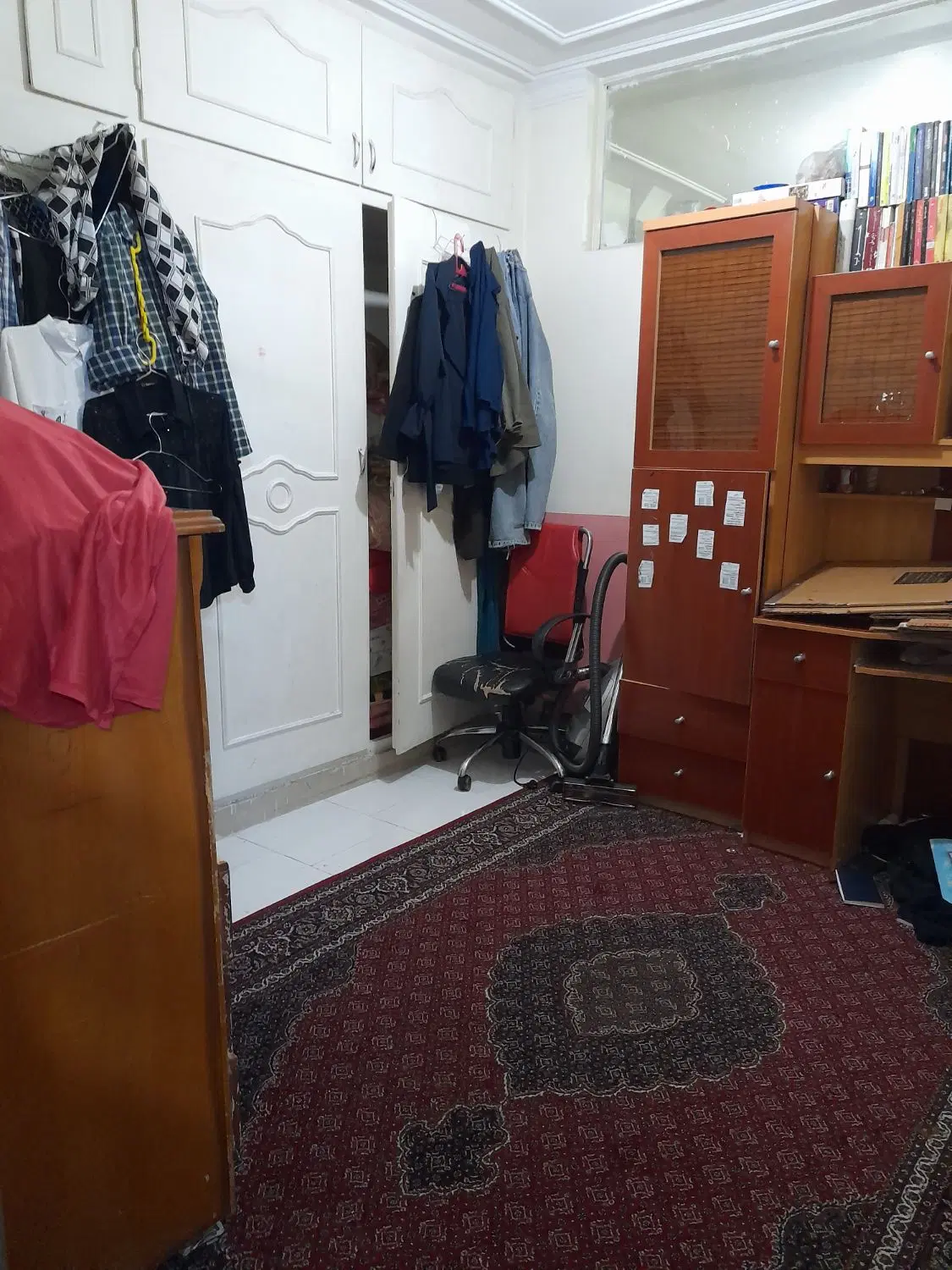 اجاره واحد ۹۰متری بر بلوار جمهوری با پارکینگ