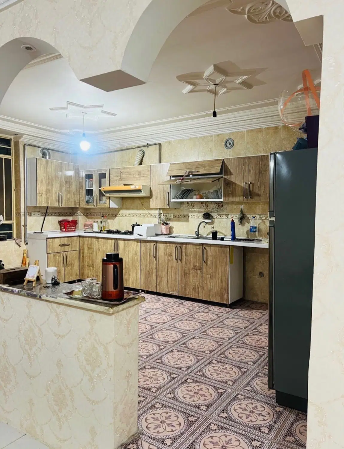 فروش آپارتمان صد متری،  ارم
