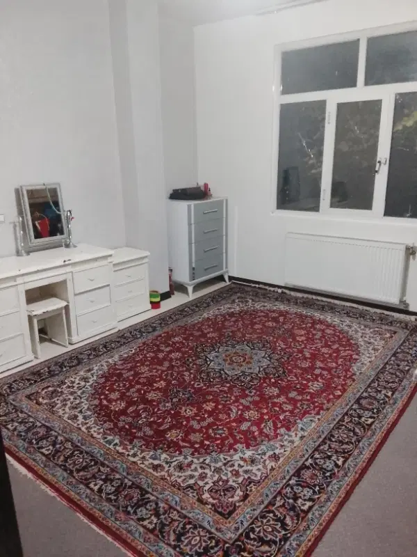 همکف حیاط دار 94متر