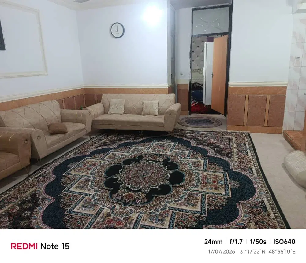 آپارتمان دو واحده مجزا طبقه بالا