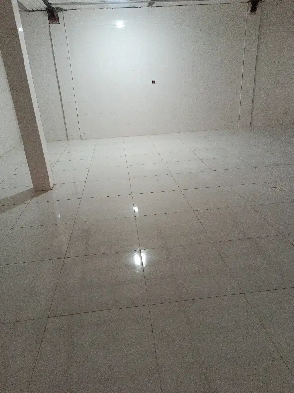 پارکینگ ماشین ثابت و انباری جهت خشکبار