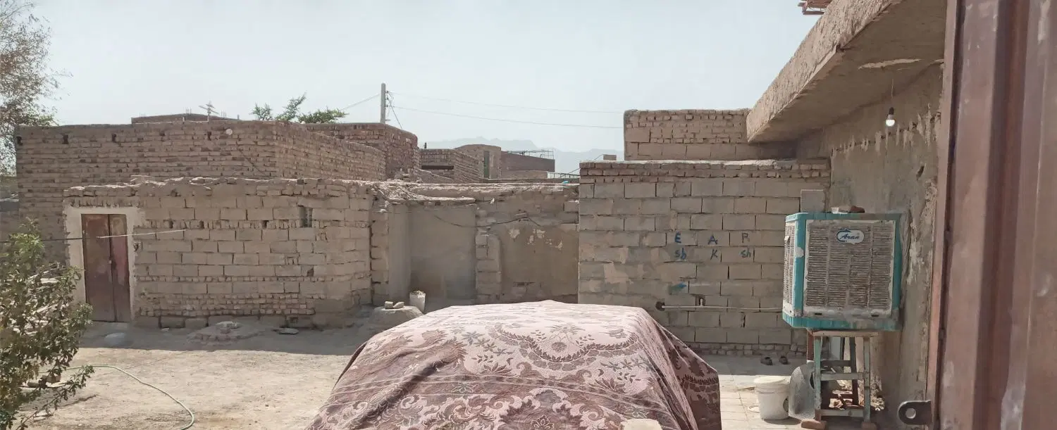 خانه کلنگی ۳۶۵متر، دو نبش .سند تک برگ