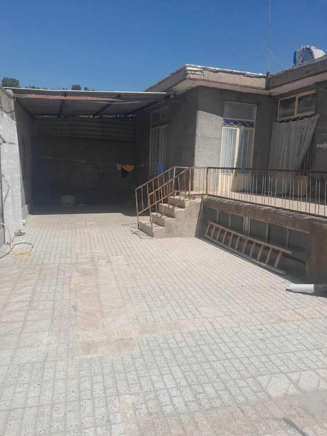 خونه ویلایی در نیشابور ۳۰۰متر