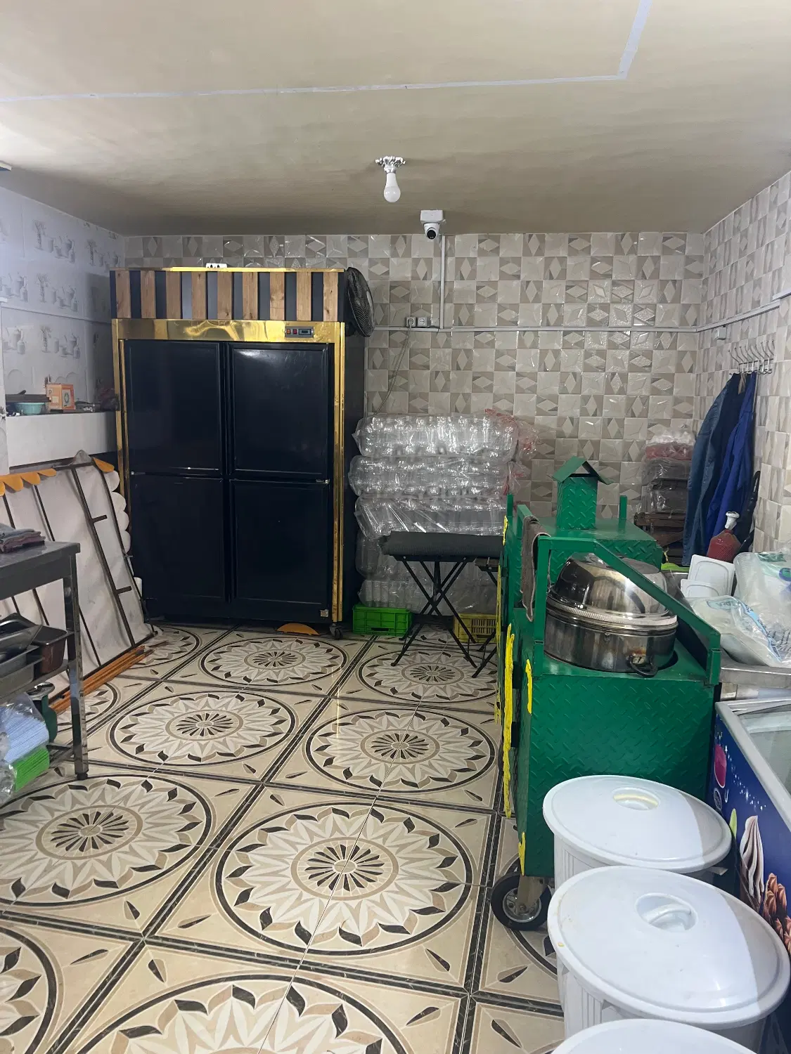 ۶۵ متر مغازه بر اصلی بلوار ارم