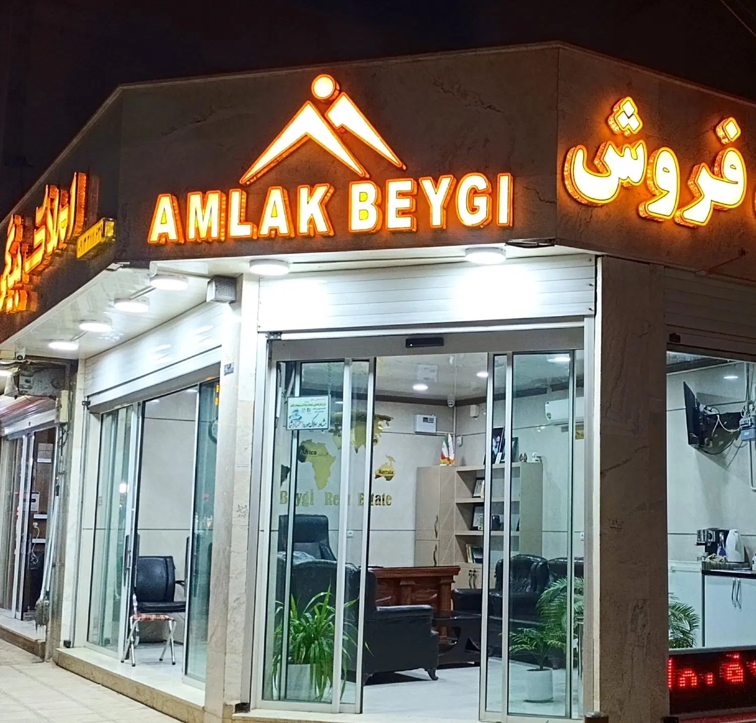 آپارتمان 85 متری شهرک سیمرغ