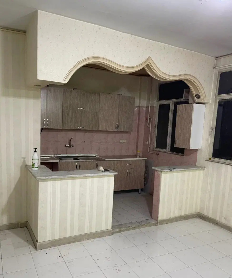 آپارتمان ۴۴ متری، مخصوص