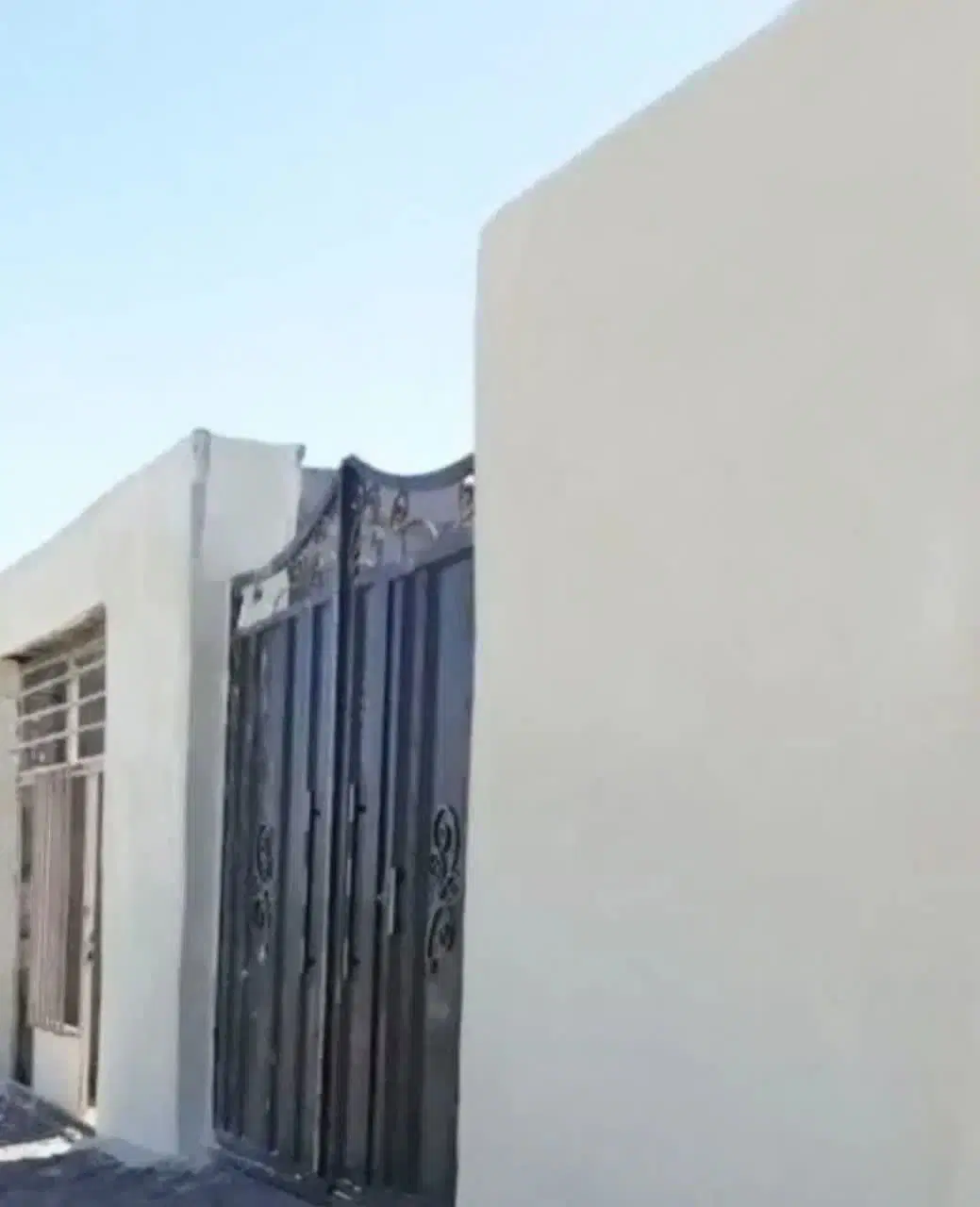 فروش حصار ۱۵۷ متر باسند ششدانگ بامغازه ۲۰ متری