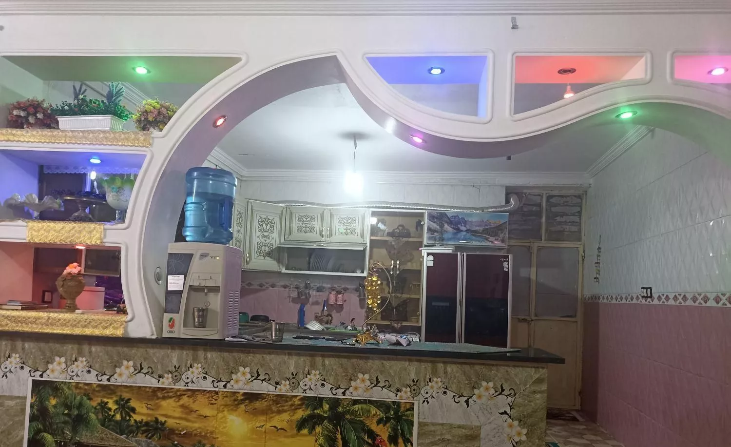 فروش منزل۴خوابه چاه جمال دو نبش۲۱۰متر زیربنا