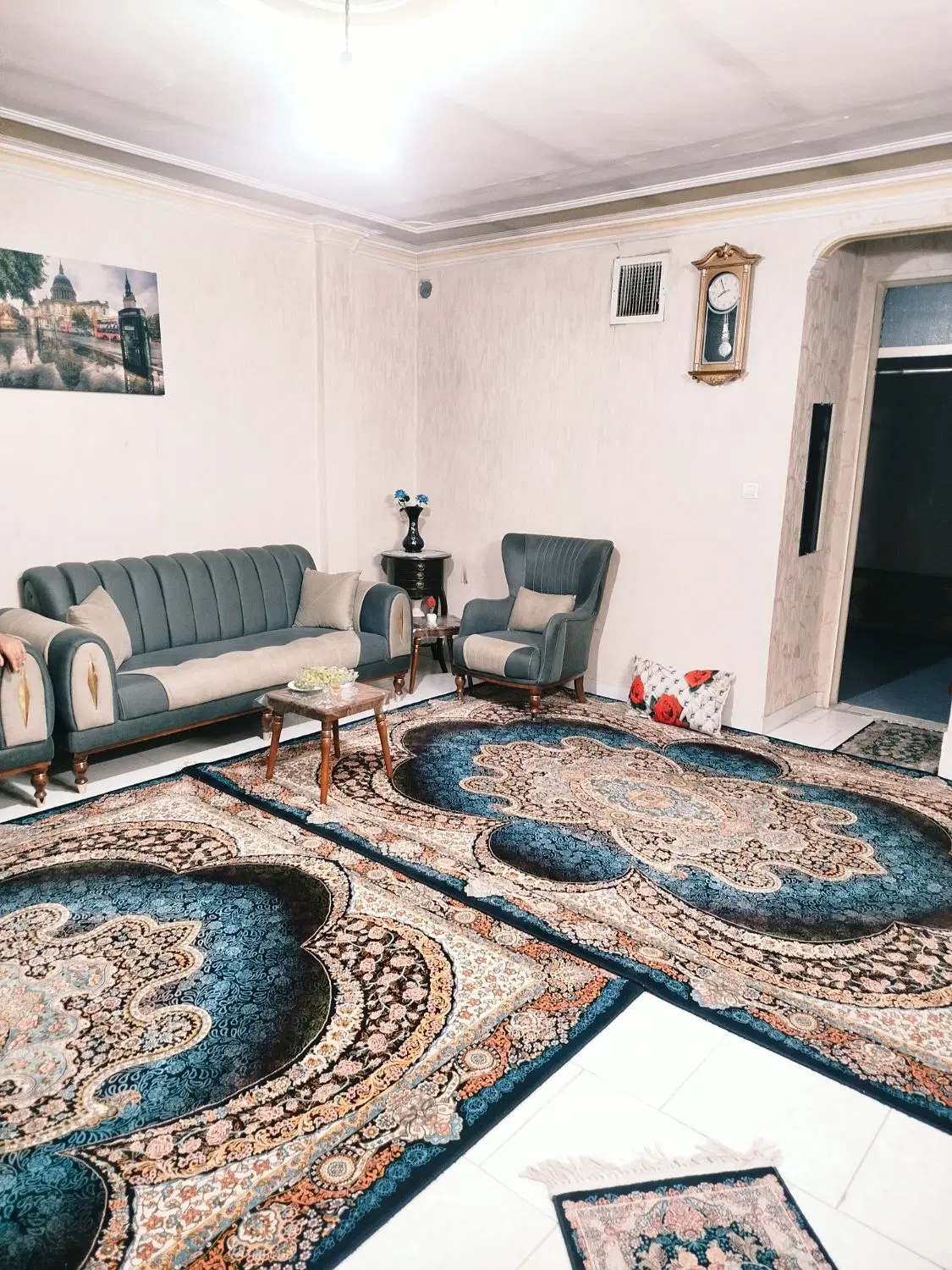 آپارتمان ۷۰ متری شیک بازسازی شده