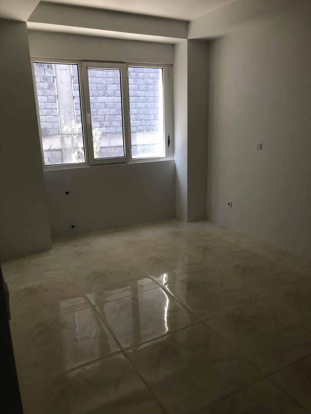 آپارتمان ۱۸۰ متری شهرک وحدت