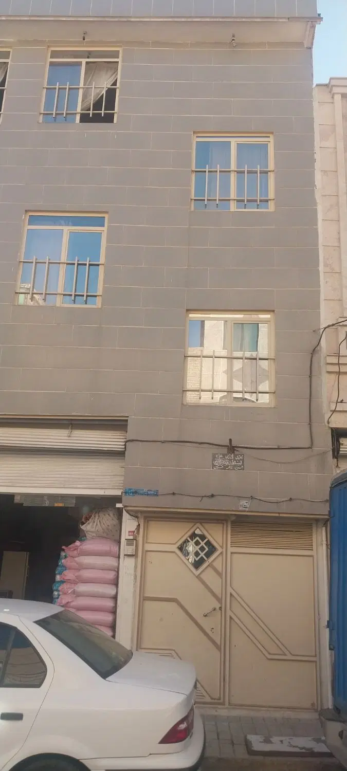 خانه اجازه ۲طبقه دربست ۹۰متری