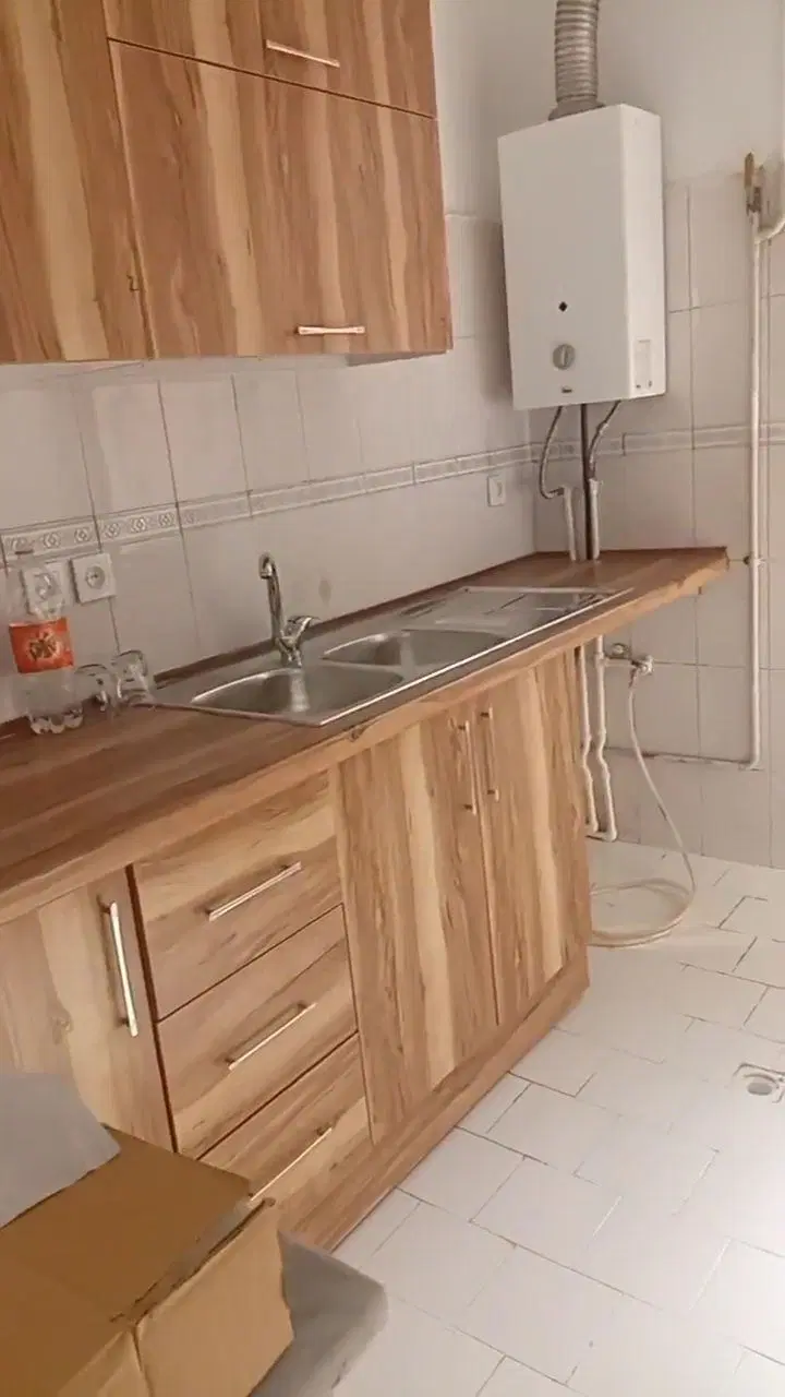 یکخوابه ۴۲ متری_ابتدای جمالزاده جنوبی
