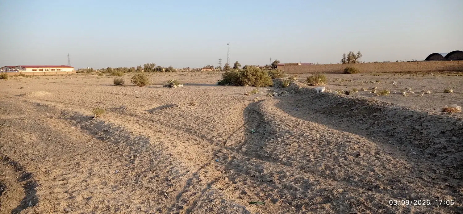 زمین فروشی