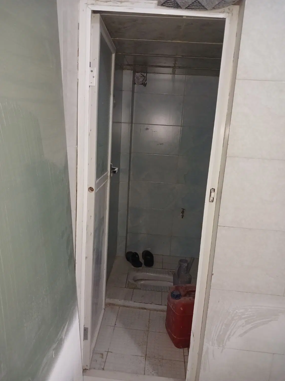اجاره مغازه حدود ۱۵ متر