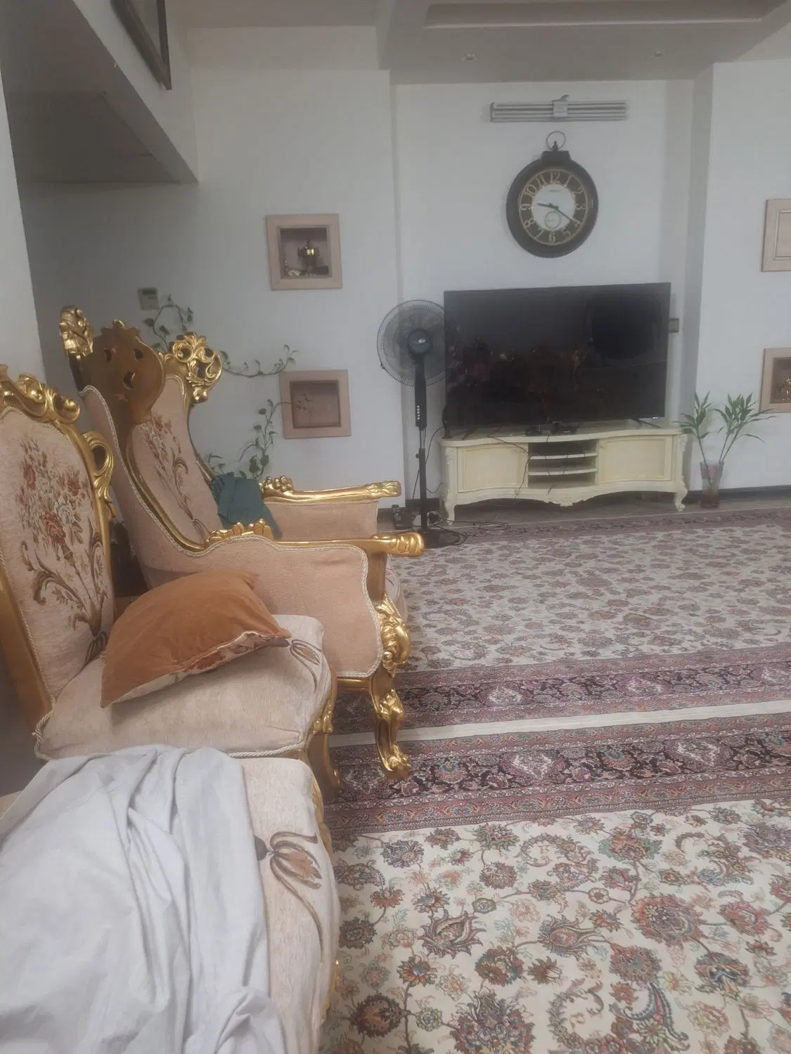 منزل زیر زمین را ه مجزا