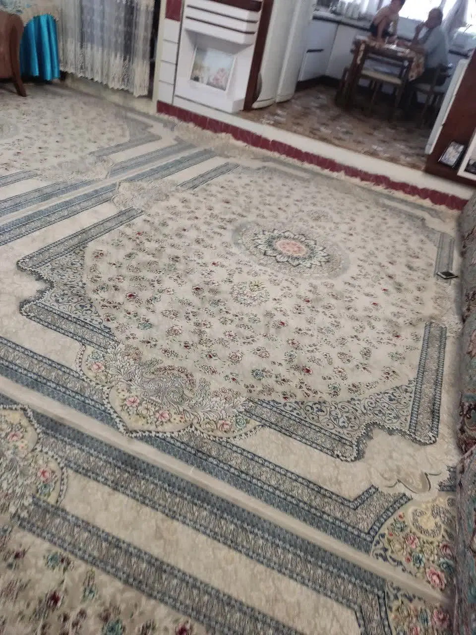 110مترویلایی سنددار..(کوچه هشت متری)