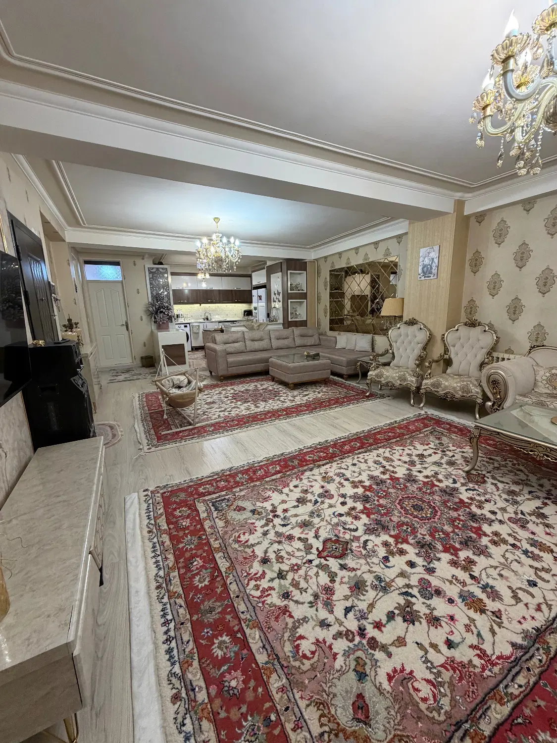 واحد لوکس نظام پزشکی ۱۲۵ متر
