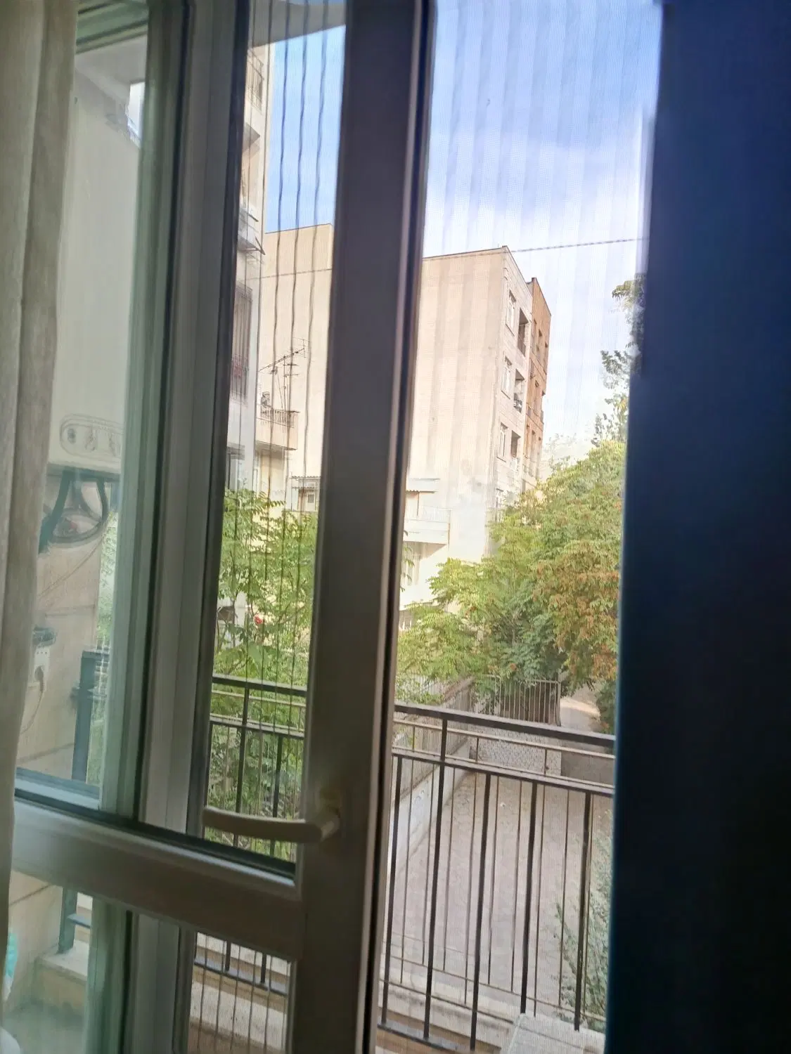 نیاز به همخونه خانوم