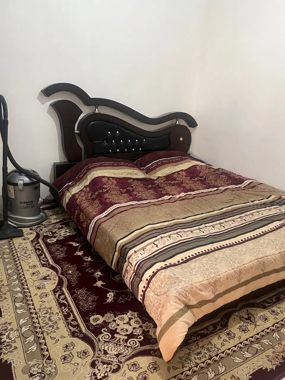 آپارتمان دو خواب طبقه اول چاهشک