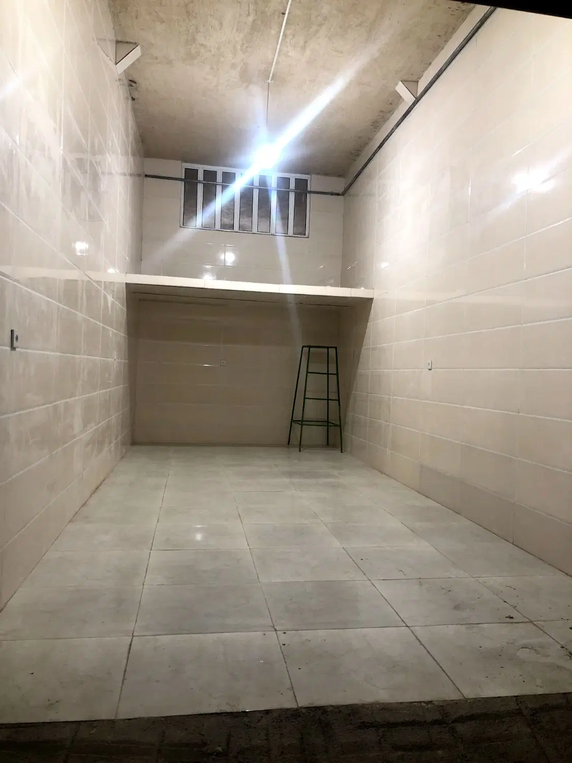 پارکینگ انباری