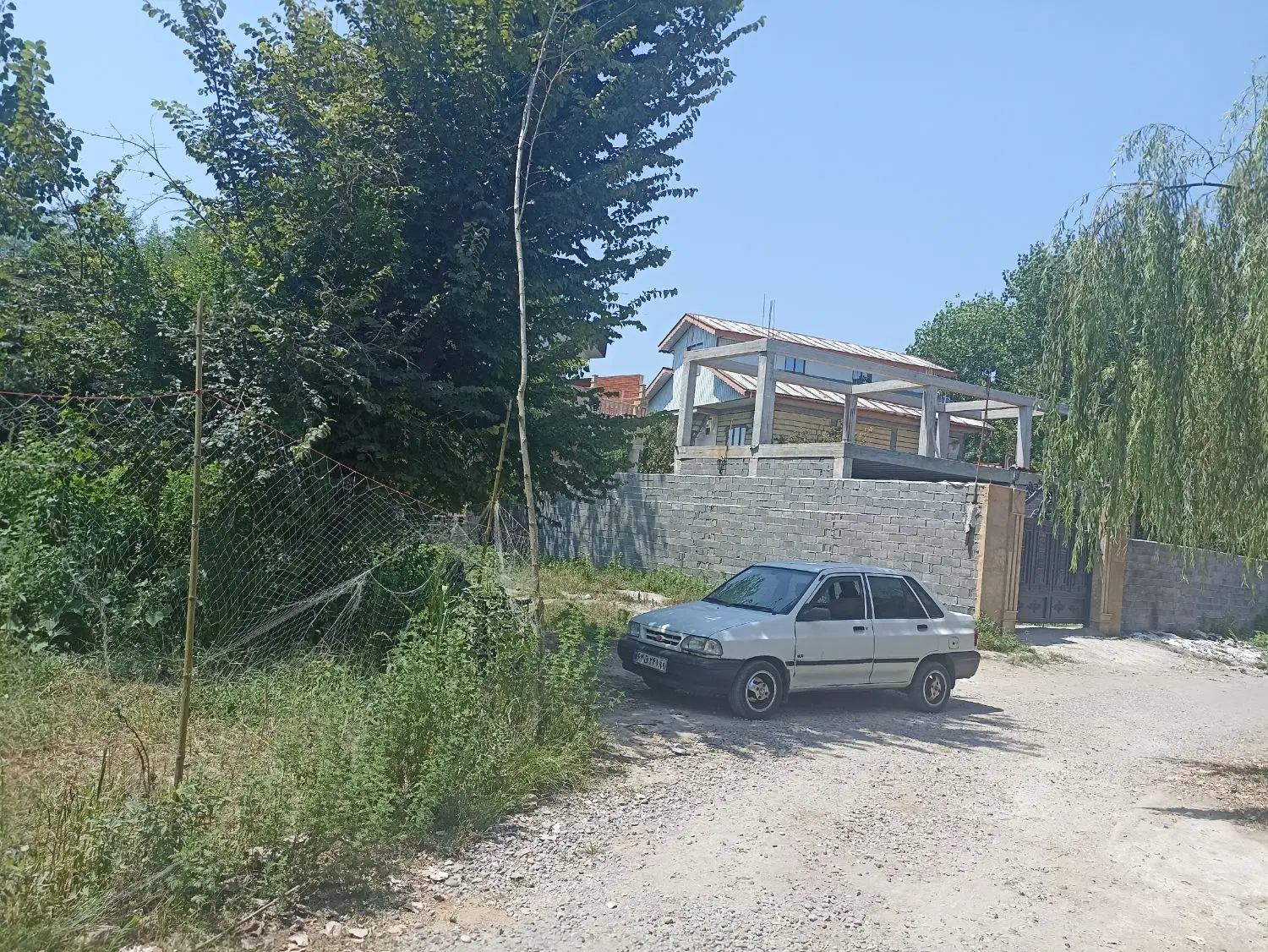 زمین 150متری