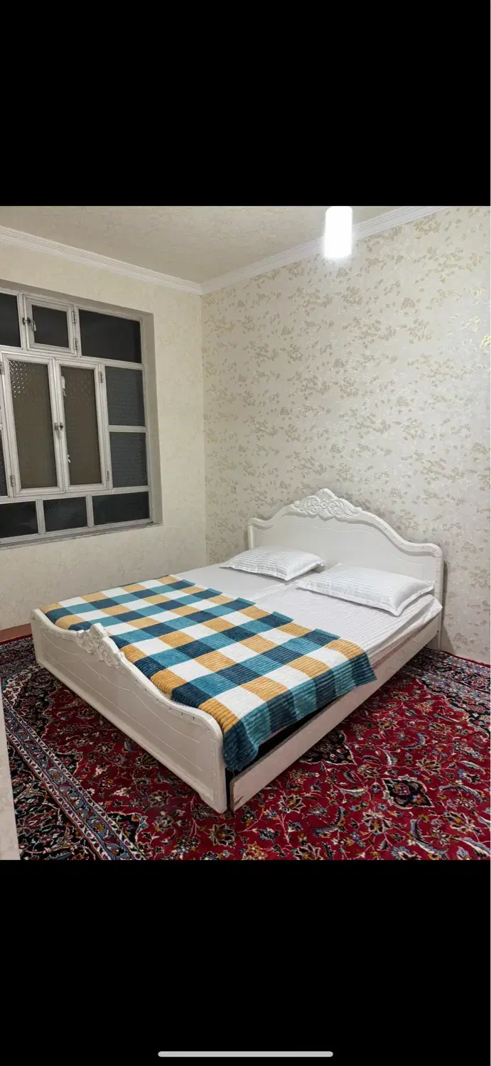 سوییت دو خوابه در مرکز شهر جلفا(۱۳۰ متر)