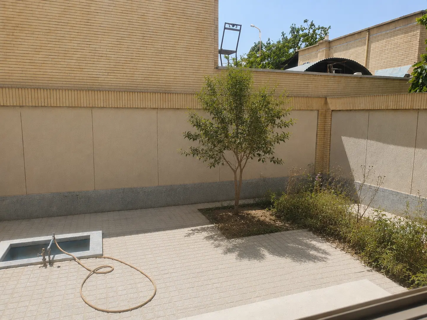 مشاور املاک خانه دربست ویلایی