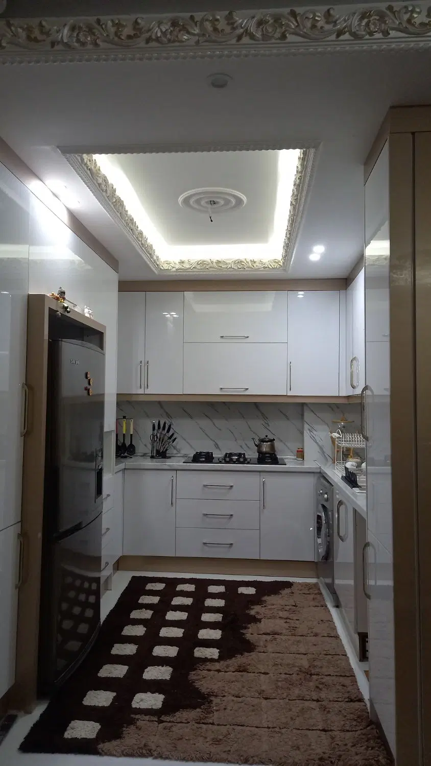 خانه در بهاران ۴ طبقه ۳ از ۳