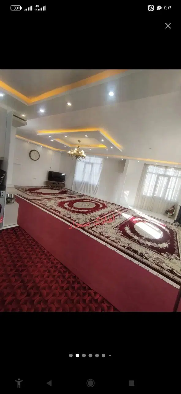 طبقه سوم غرق نور سرنبش