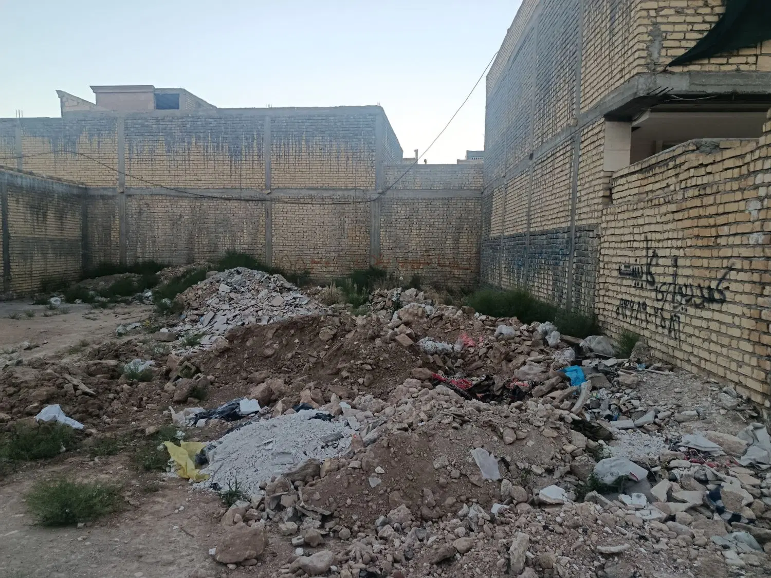 زمین مسکونی