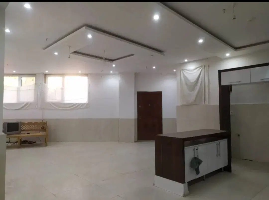 خانه اپارتمانی اندیشه