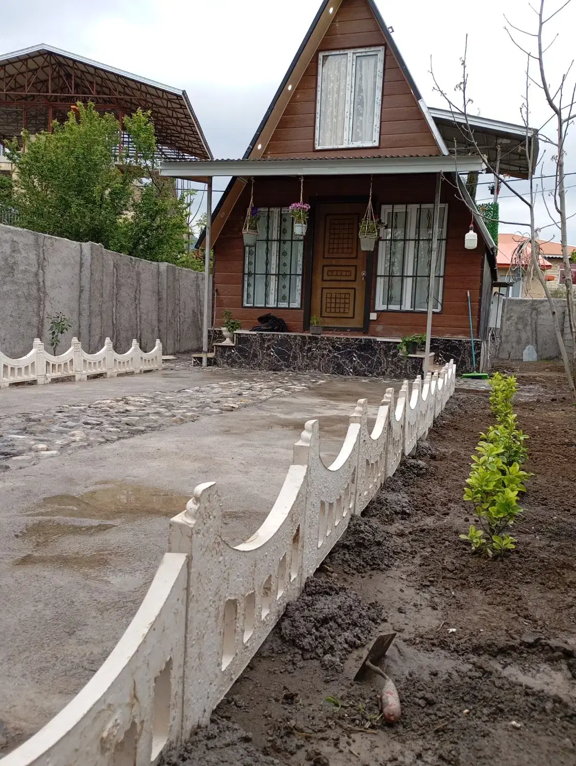کلبه رویایی دوخواب با روف گاردن
