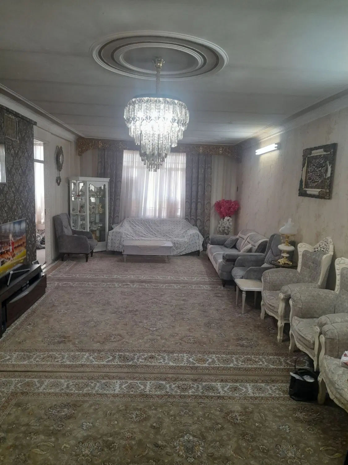 آپارتمان تک واحدی 100 متری