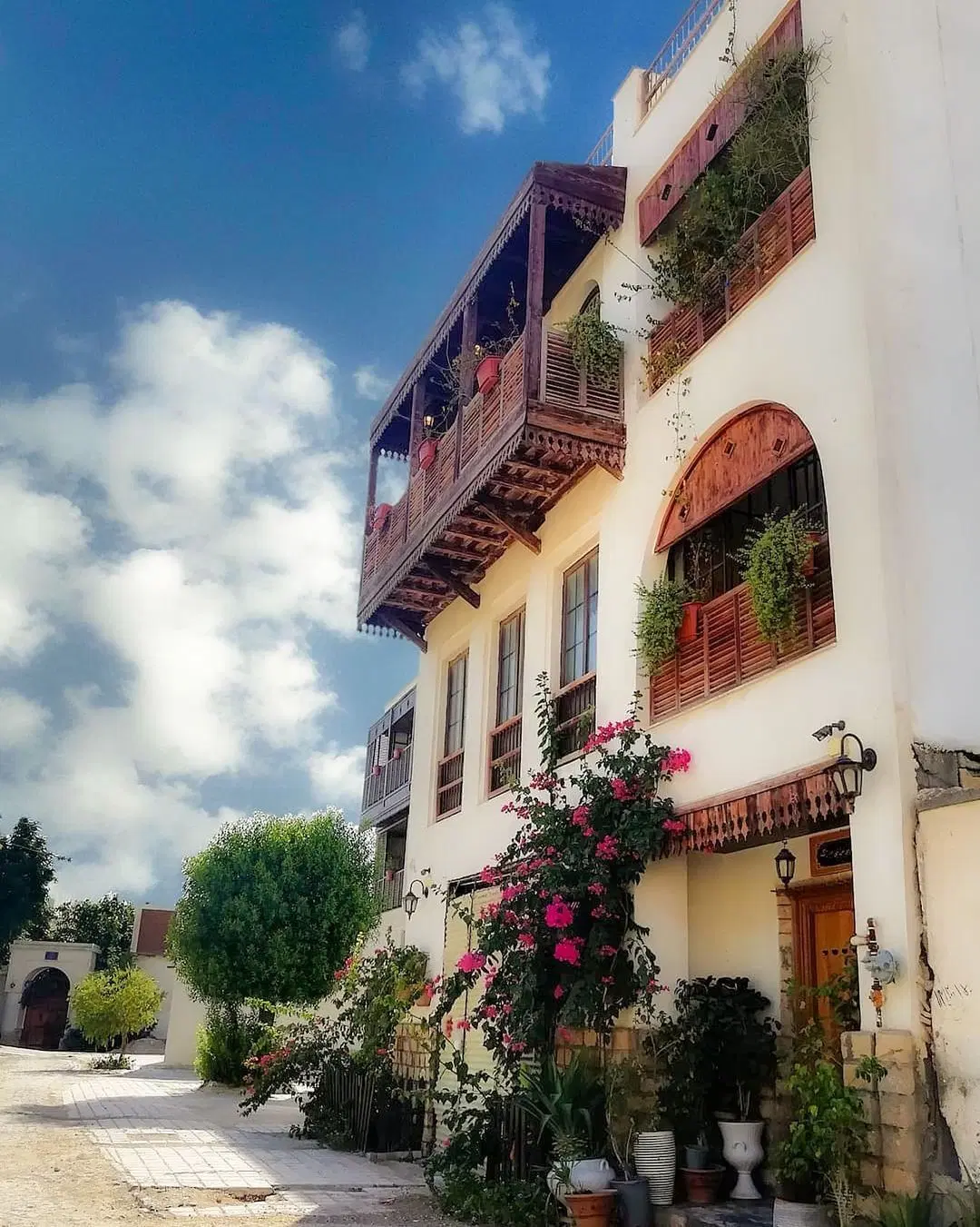 زمین افتاب بر 18