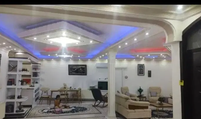 فروش و معاوضه ساختمان ۳ طبقه ۳۱۰ متری