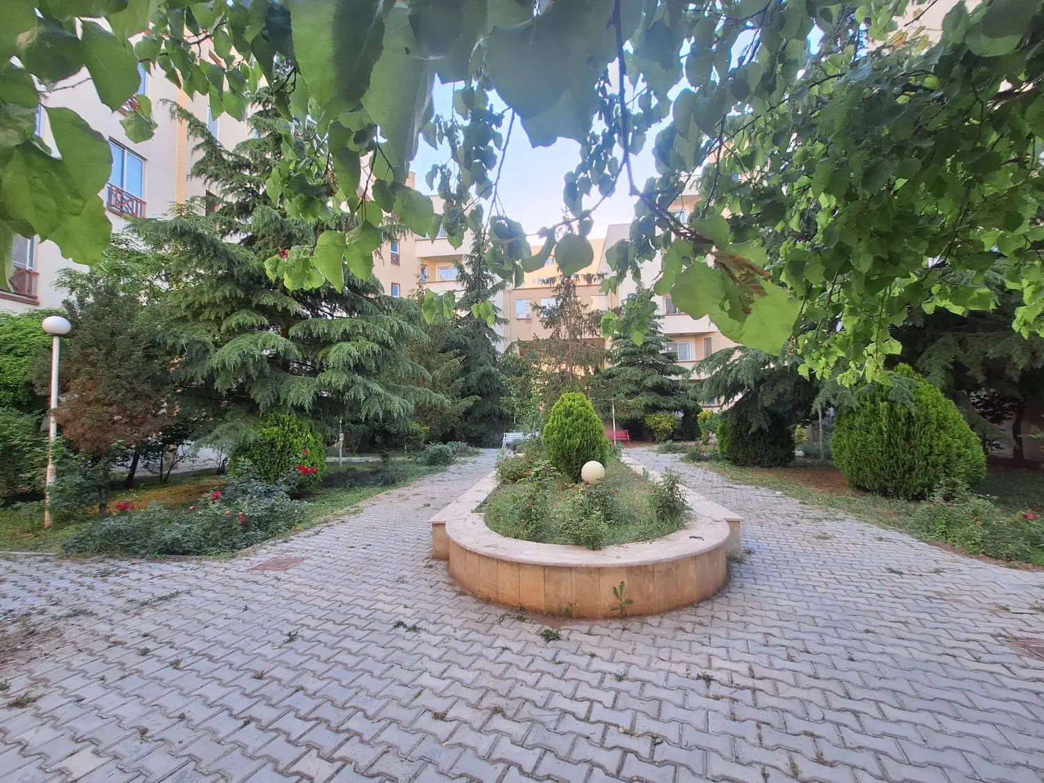آپارتمان مجتمع گلشهرورودی پونک