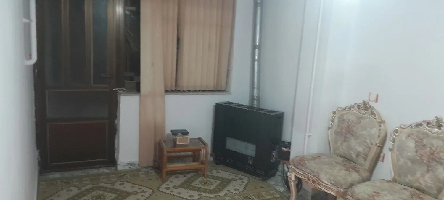 رهن آپارتمان مستقل طبقه اول ۱۰۰متر
