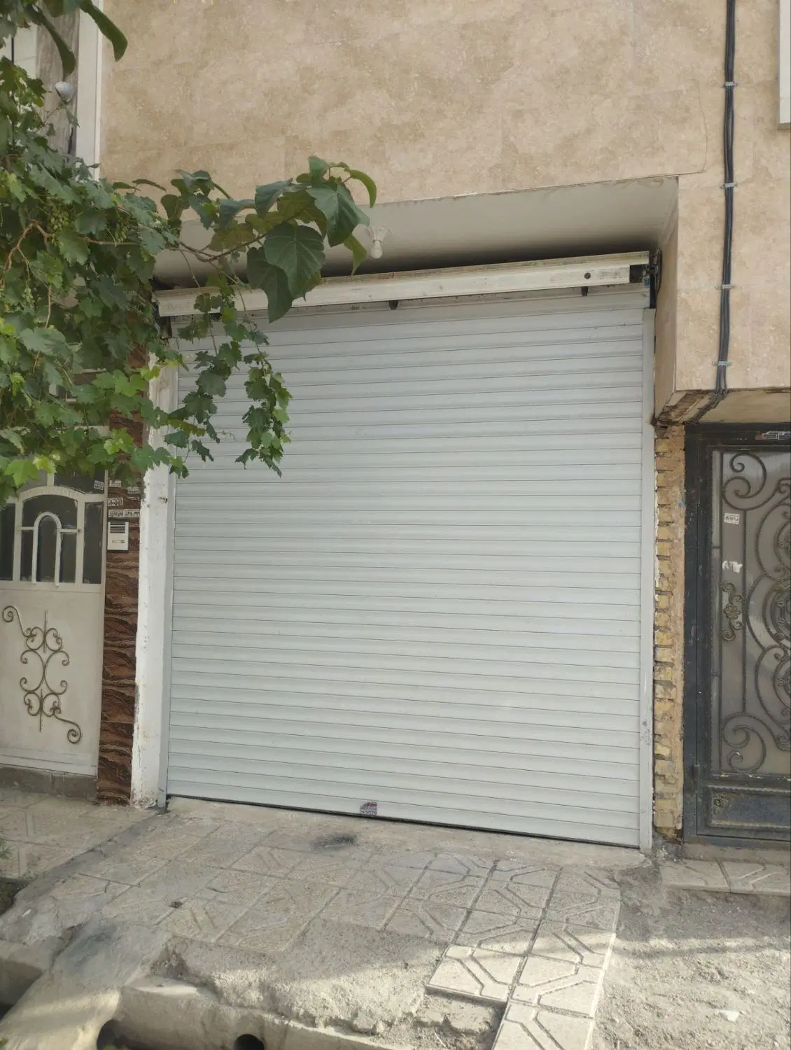 مغازه ۱۶ متری در رسالت ۱۲۰