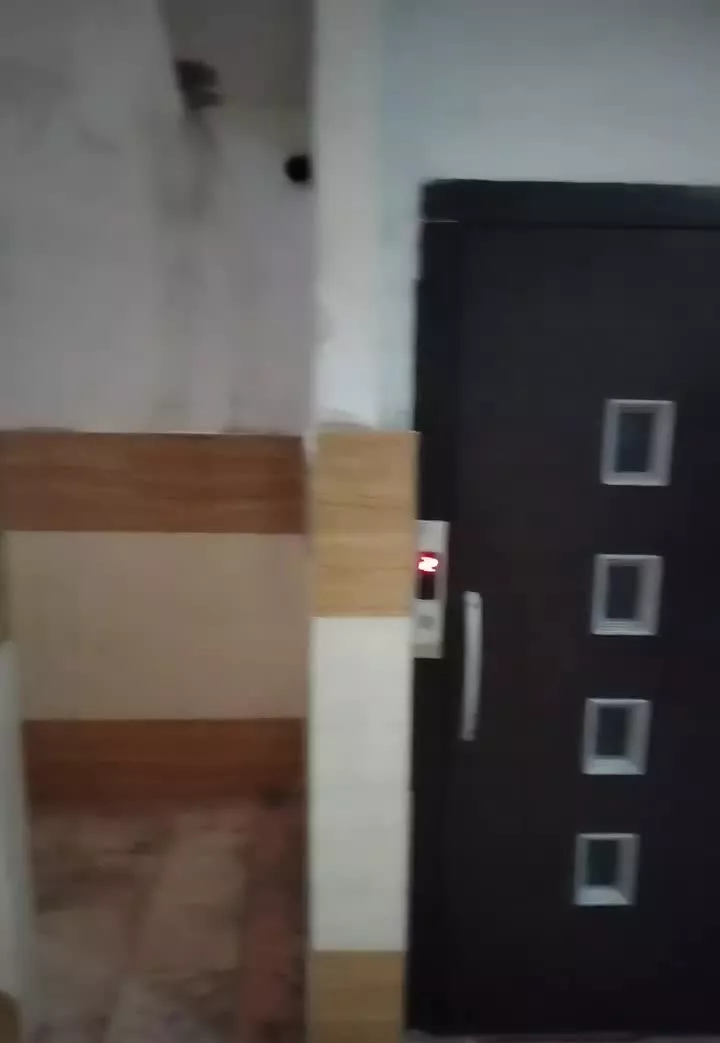 آپارتمان در کمالشهر، بر بلوار شهید بهشتی