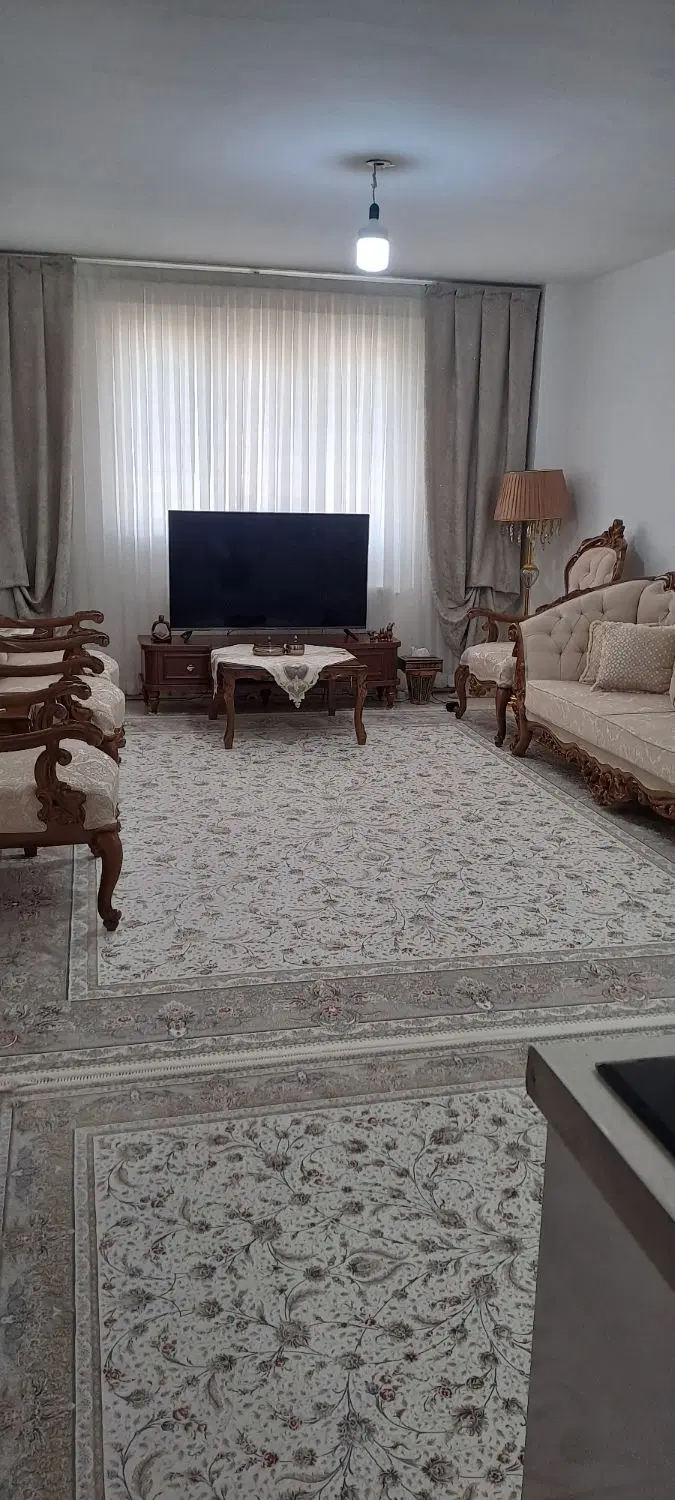 ارم غربی _ ۷۵ متری_ فول